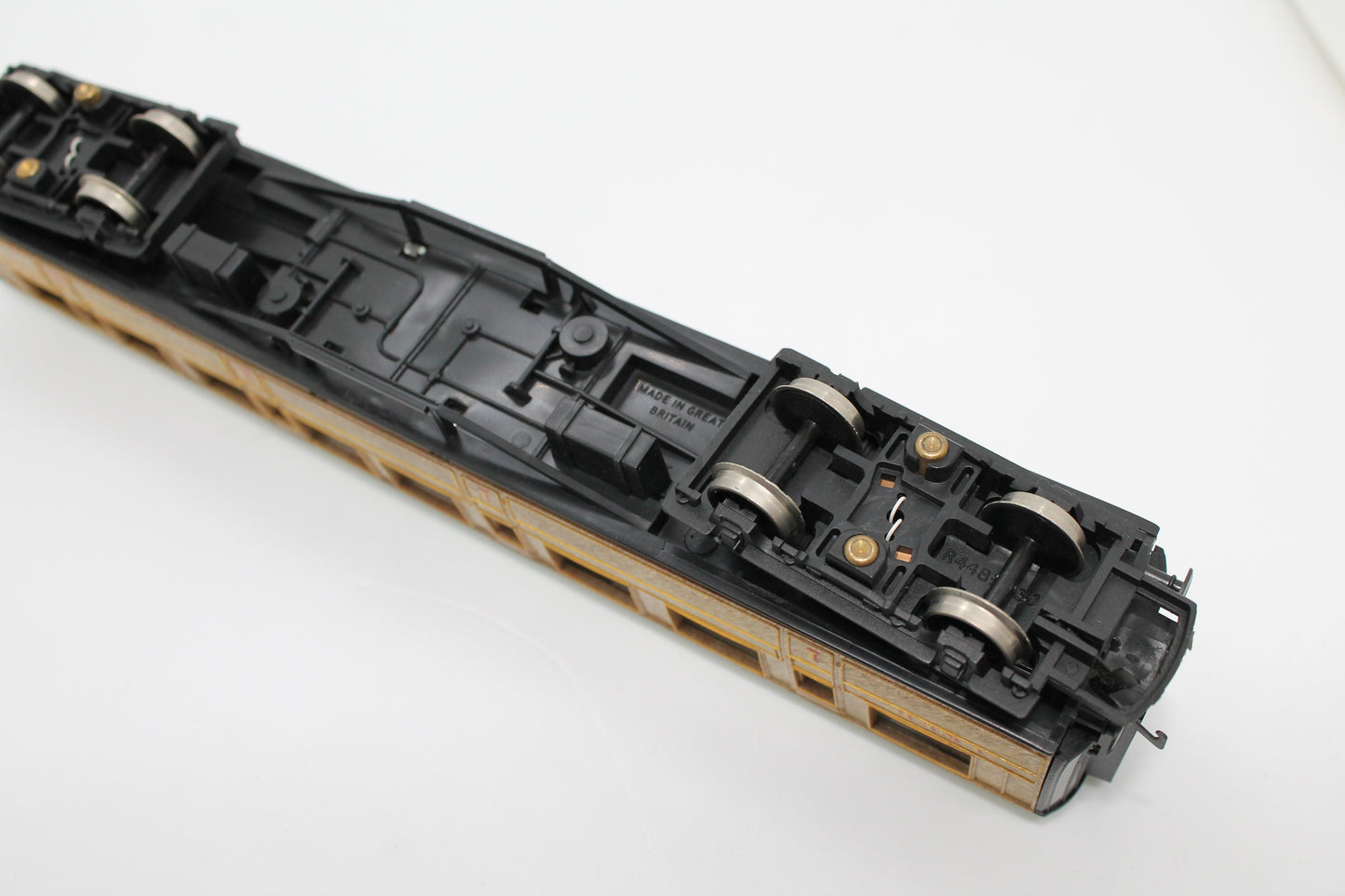 LNER 22357 Clerestory Third Class Coach OO Gauge (Pre-Owned)