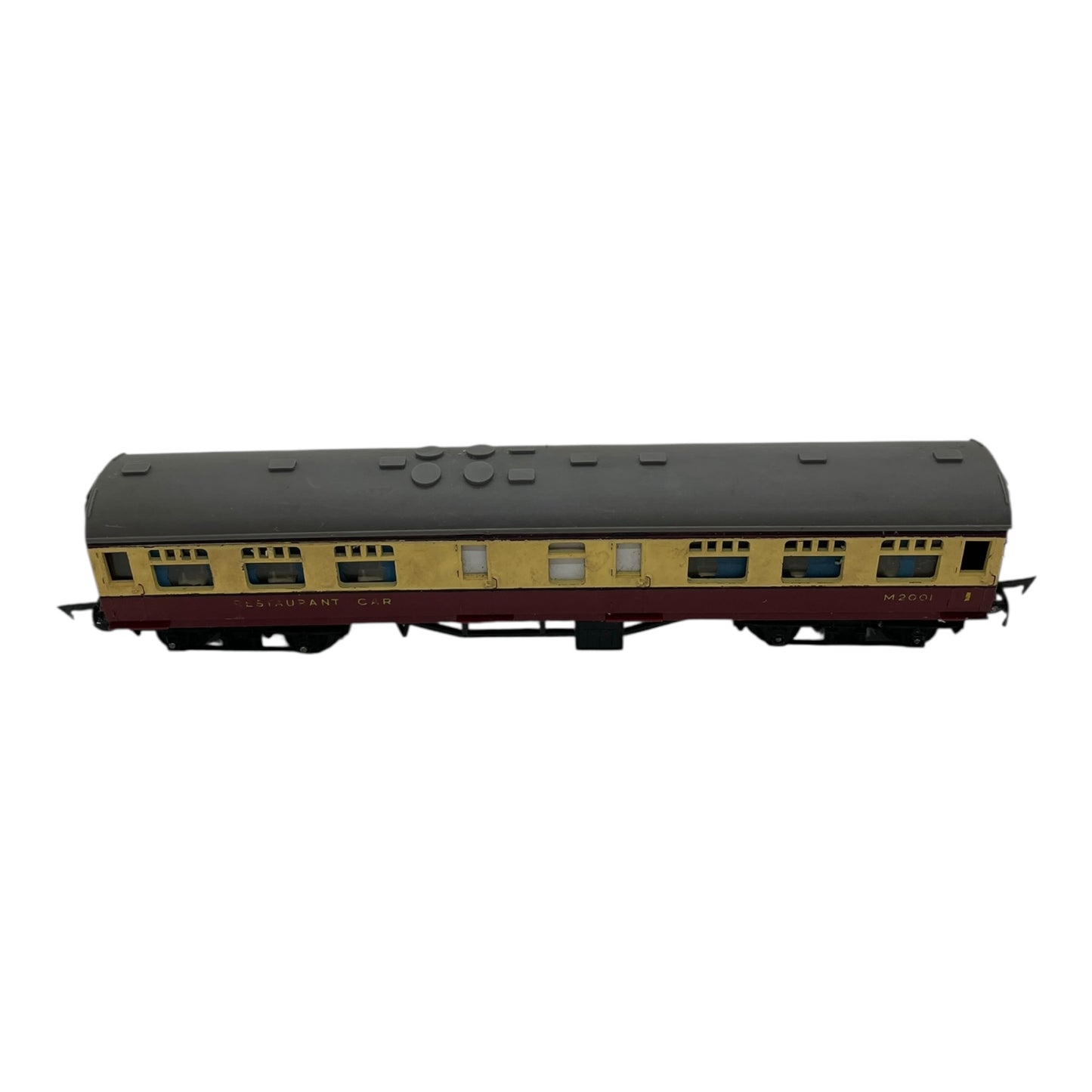 Tri-ang Restaurant Car – Maroon and Cream – OO Gauge – Poor Condition (2 of 3)