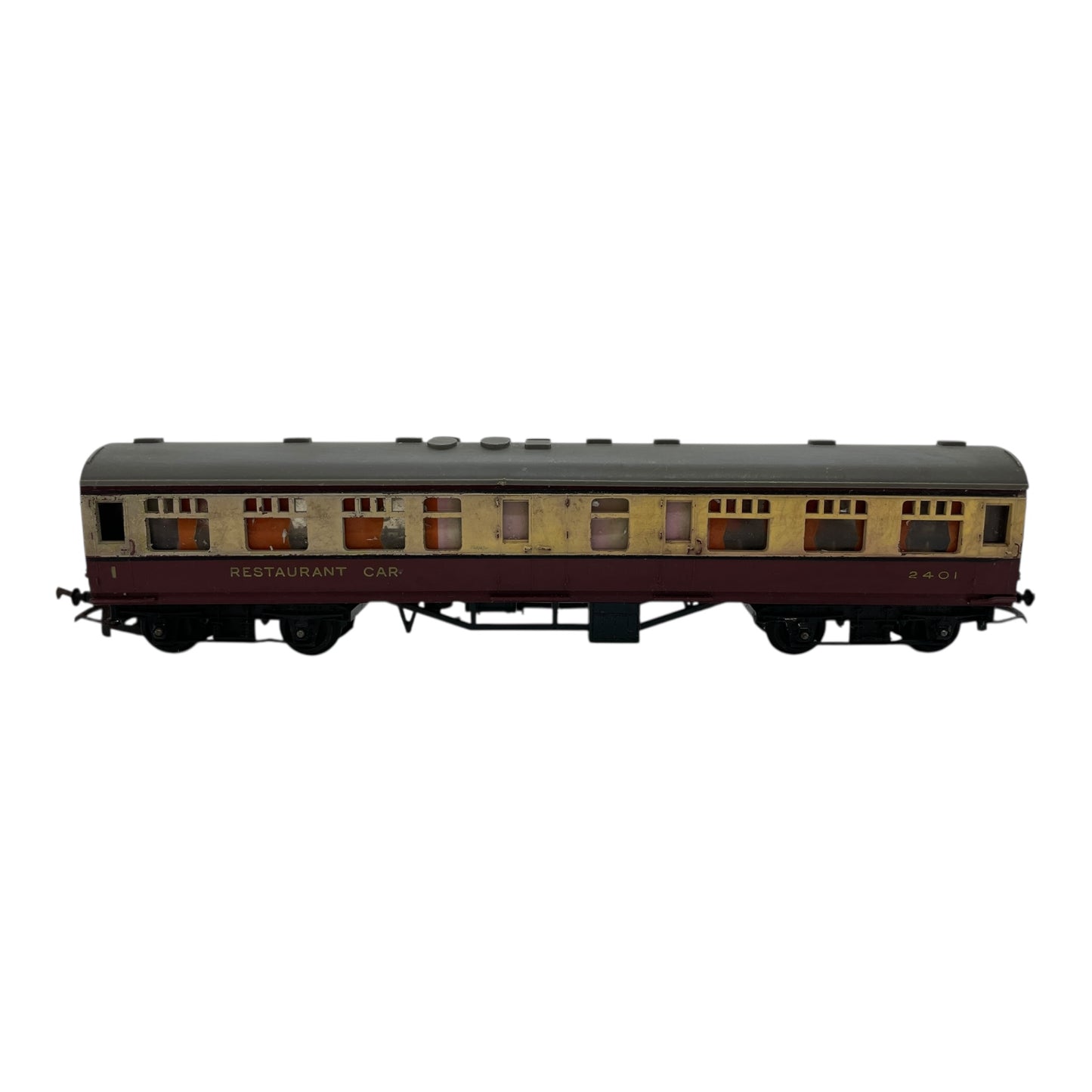 Tri-ang Restaurant Car – Maroon and Cream – OO Gauge – Poor Condition (3 of 3)