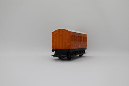 Hornby Thomas & Friends Annie Coach OO Gauge (Pre-Owned)