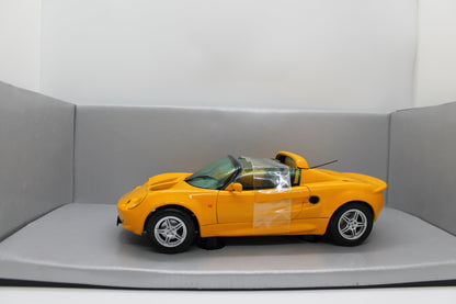 Chrono H1020 Lotus Elise 1997 Norfolk Mustard 1:18 Scale Diecast Model (Pre-Owned)