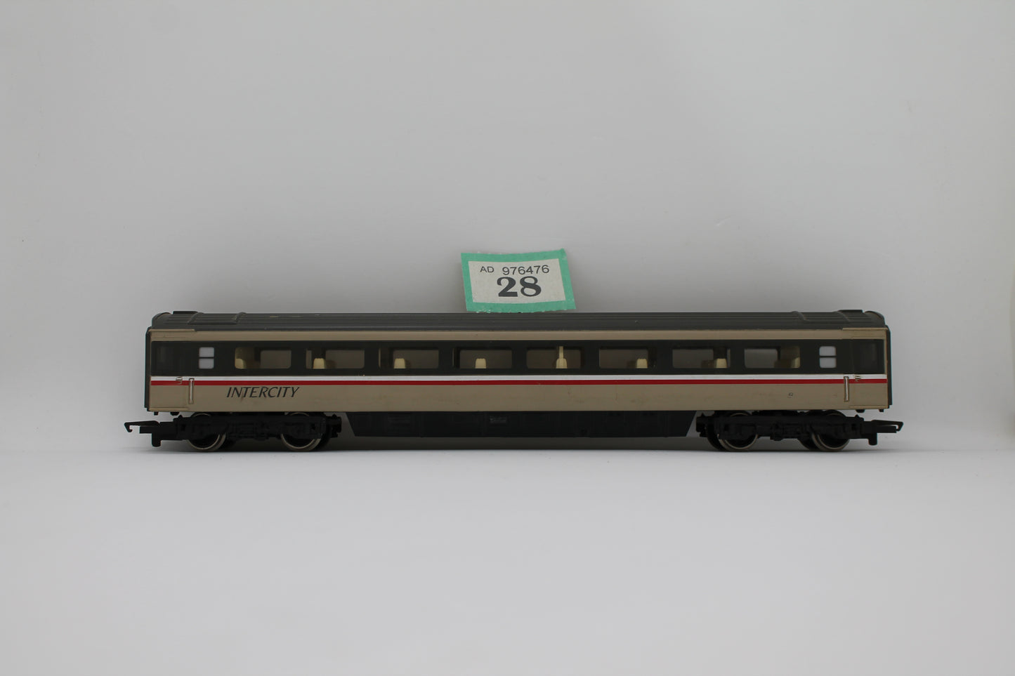 Hornby InterCity Mk3 Standard Open Coach OO Gauge (Pre-Owned)