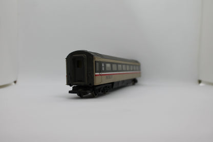 Hornby InterCity Mk3 Standard Open Coach OO Gauge (Pre-Owned)