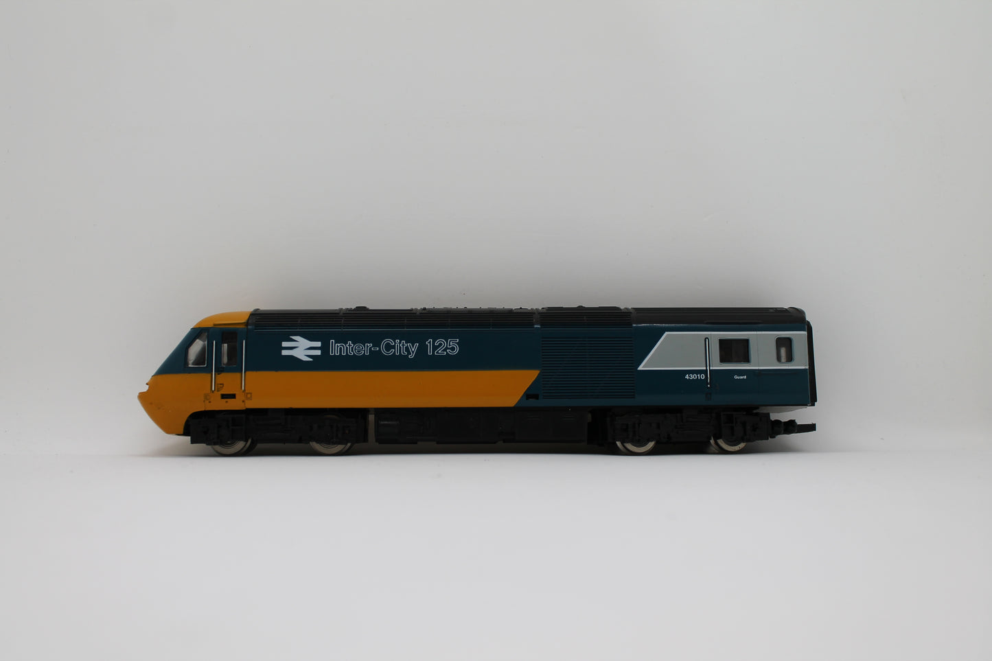 Hornby Inter-City 125 HST Power Car 43010 OO Gauge (Pre-Owned)