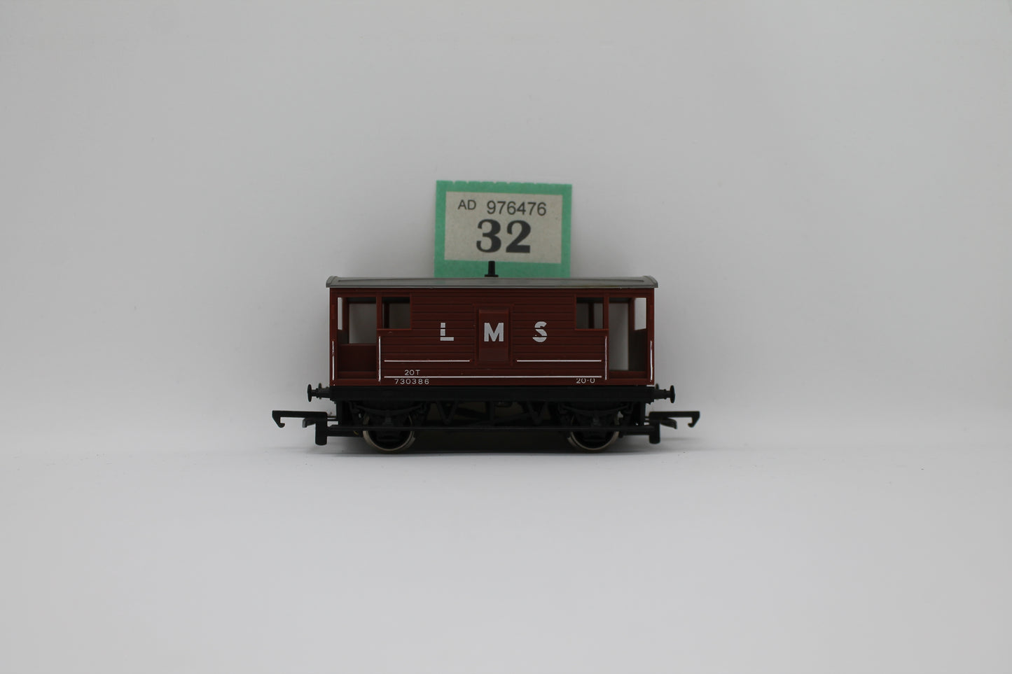 Hornby LMS Brake Van 730386 OO Gauge (Pre-Owned)