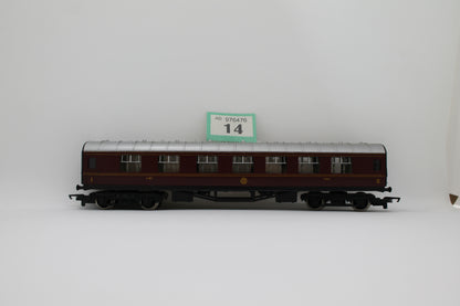 LMS 3934 Composite Corridor Coach OO Gauge (Pre-Owned)