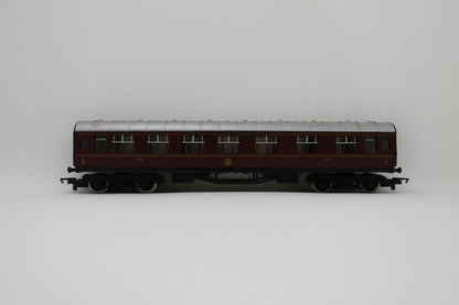 LMS 3934 Composite Corridor Coach OO Gauge (Pre-Owned)