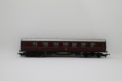 LMS 3934 Composite Corridor Coach OO Gauge (Pre-Owned)