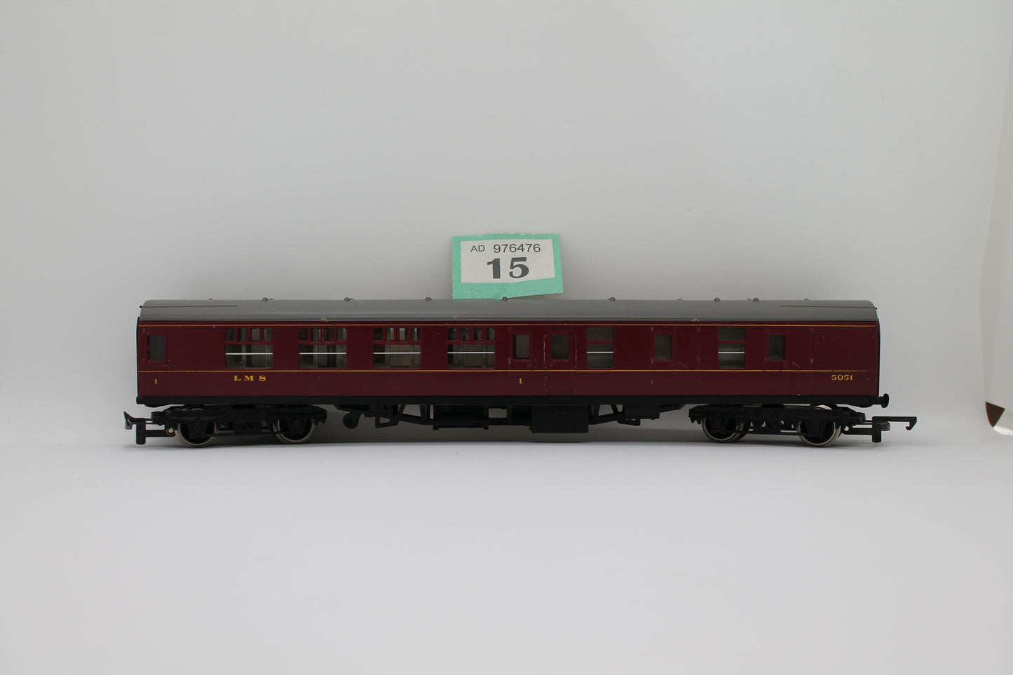 Hornby LMS 5051 Brake Composite Coach OO Gauge (Pre-Owned)