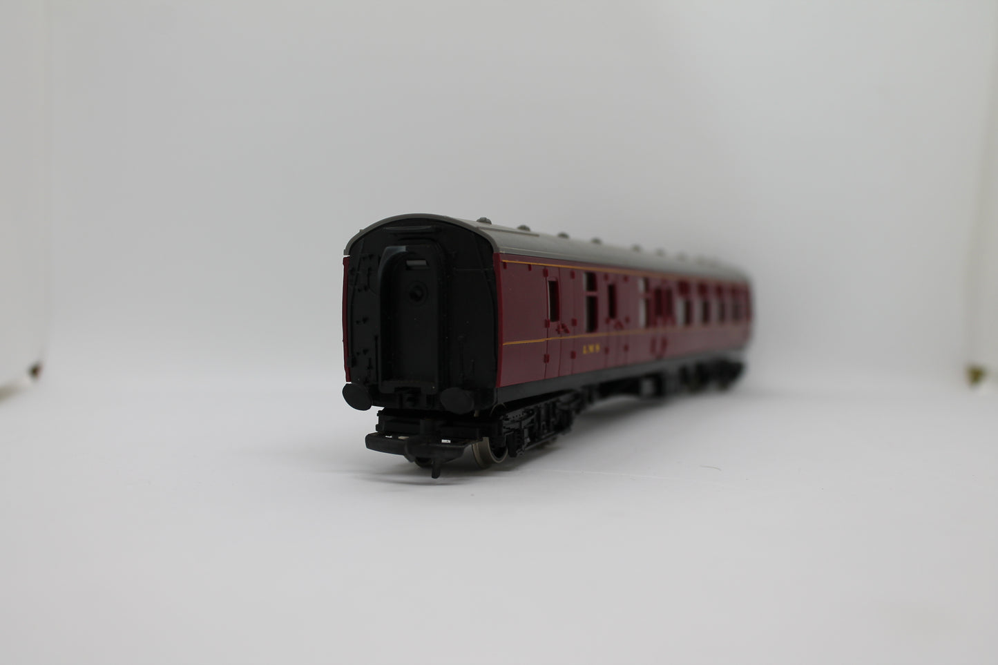 LMS Brake Composite Coach No. 5051 OO Gauge (Pre-Owned)