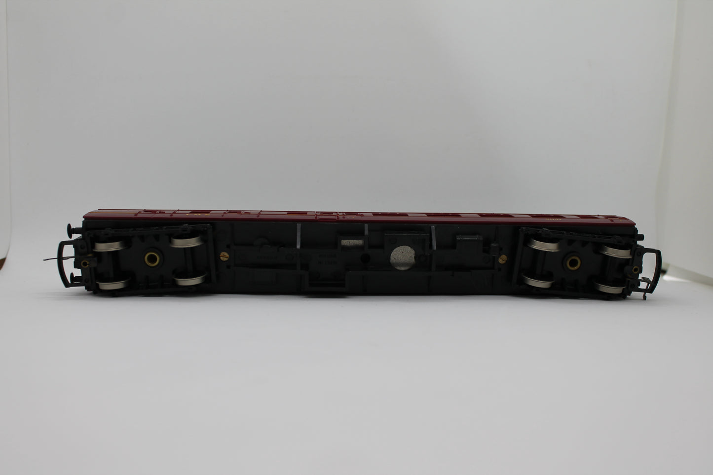 LMS Brake Composite Coach No. 5051 OO Gauge (Pre-Owned)