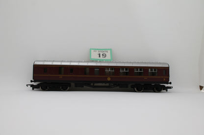 LMS 5644 Third Class Corridor Coach OO Gauge (Pre-Owned)