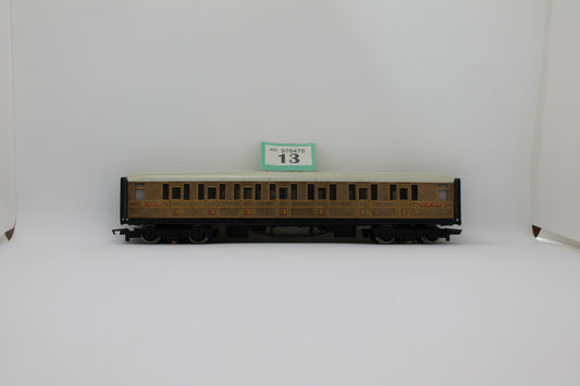LNER 22357 Clerestory Third Class Coach OO Gauge (Pre-Owned)