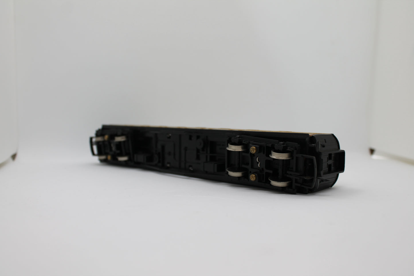 LNER 22357 Clerestory Third Class Coach OO Gauge (Pre-Owned)