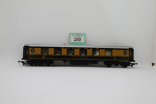 Pullman Parlour Car OO Gauge Coach (Pre-Owned)