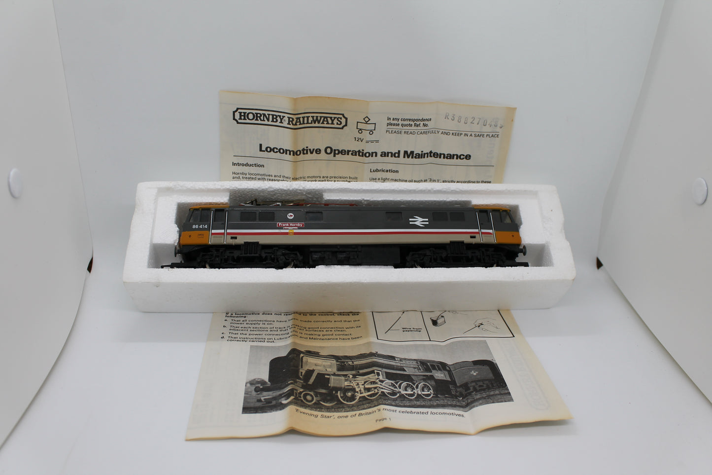 Hornby R388 BR Class 86 86414 "Frank Hornby" Electric Locomotive OO Gauge (Pre-Owned)