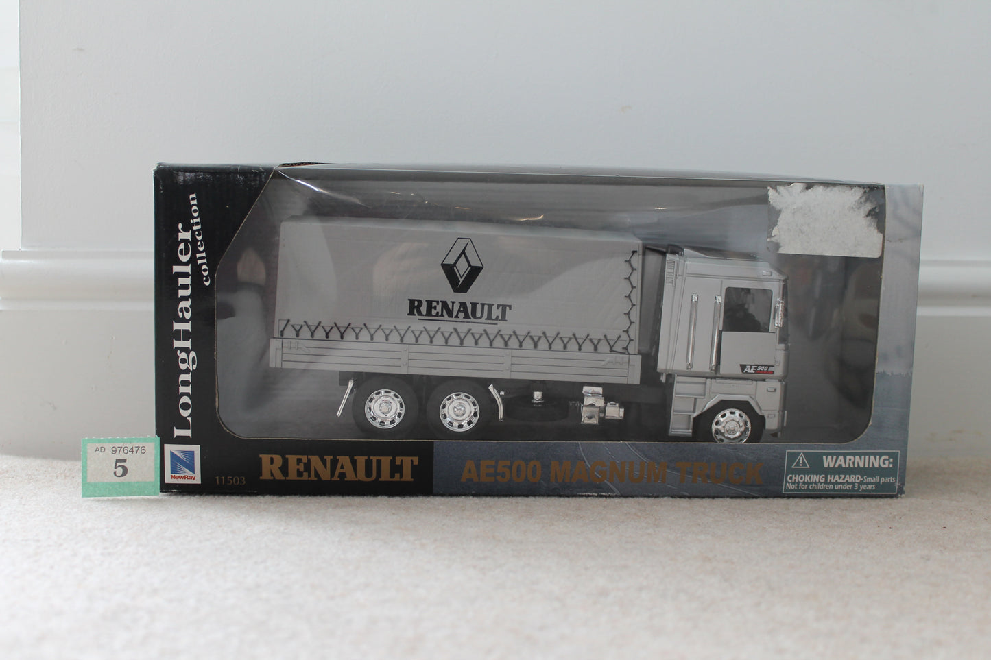 NewRay LongHauler Renault AE500 Magnum Truck Diecast Model 11503 (Pre-Owned)