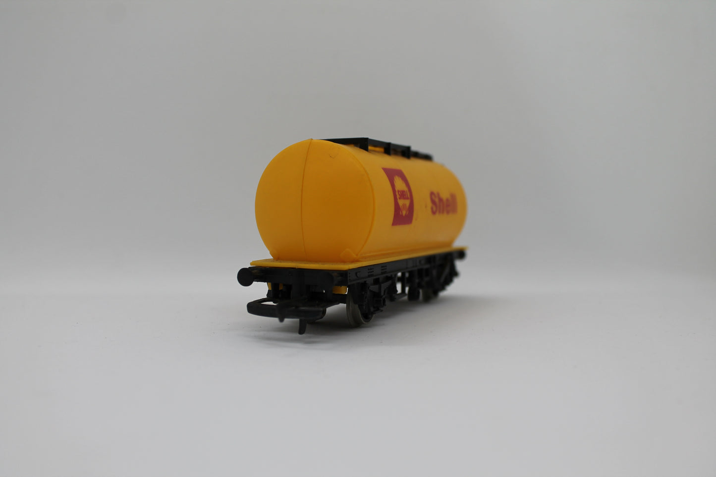 Hornby Shell Tank Wagon OO Gauge (Pre-Owned)