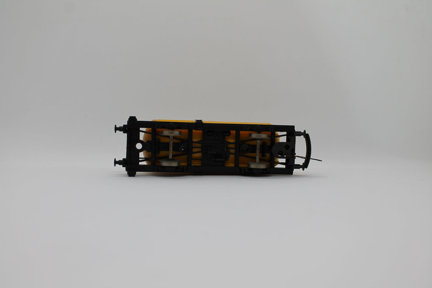Shell Petroleum Tank Wagon OO Gauge (Pre-Owned)